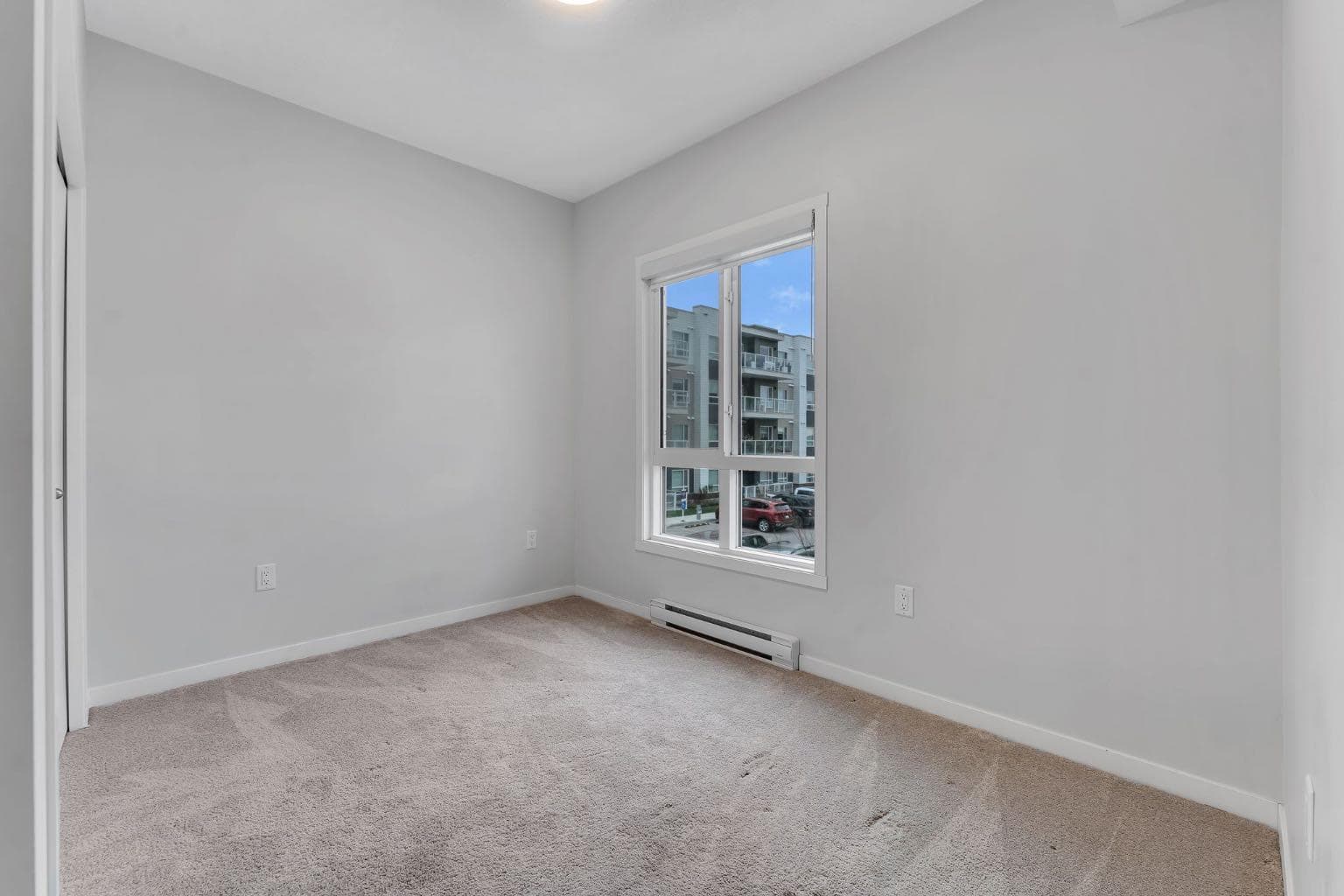 3201, 220 Seton Grove SE