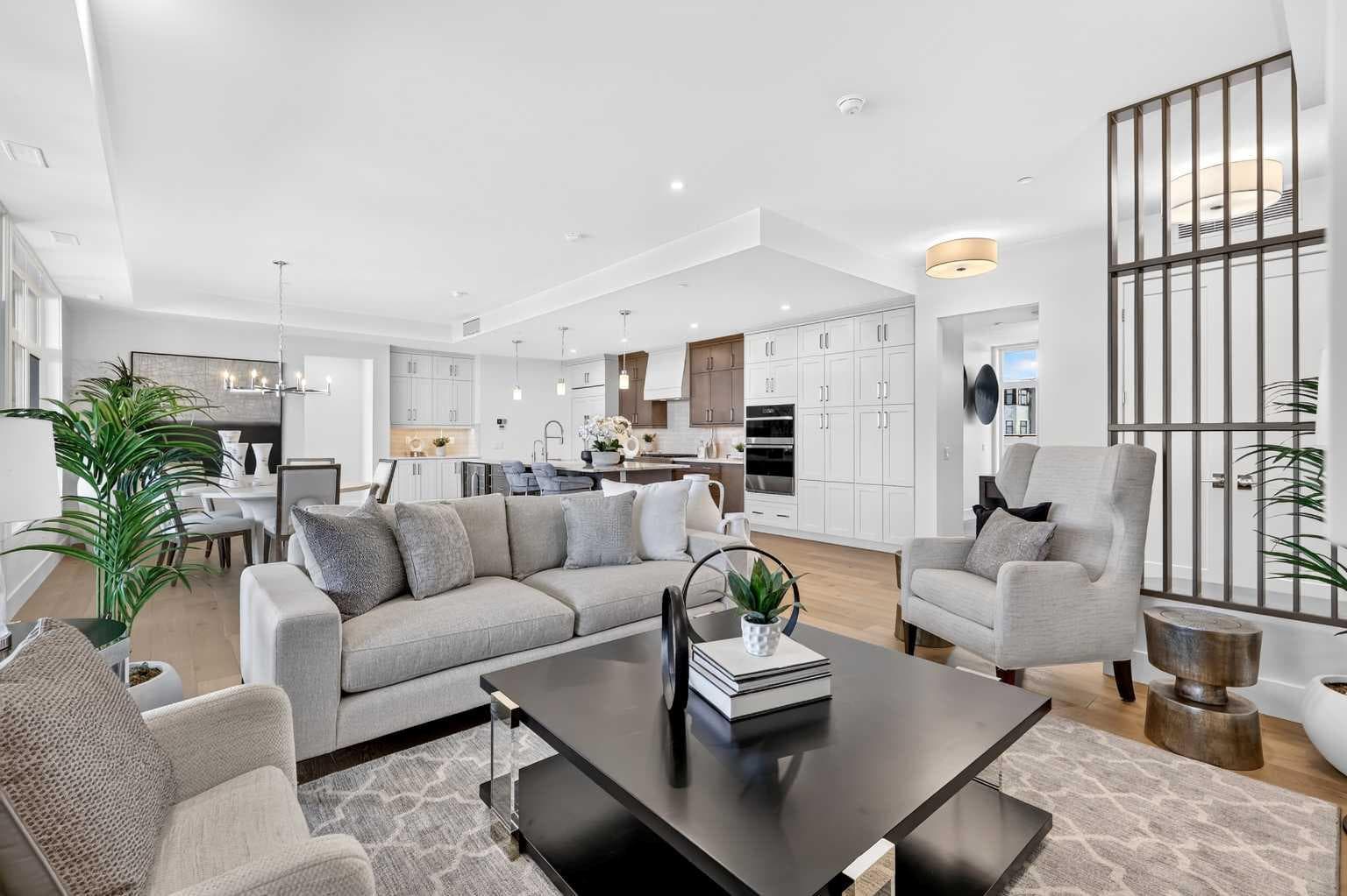 202, 140 Marina Cove SE
