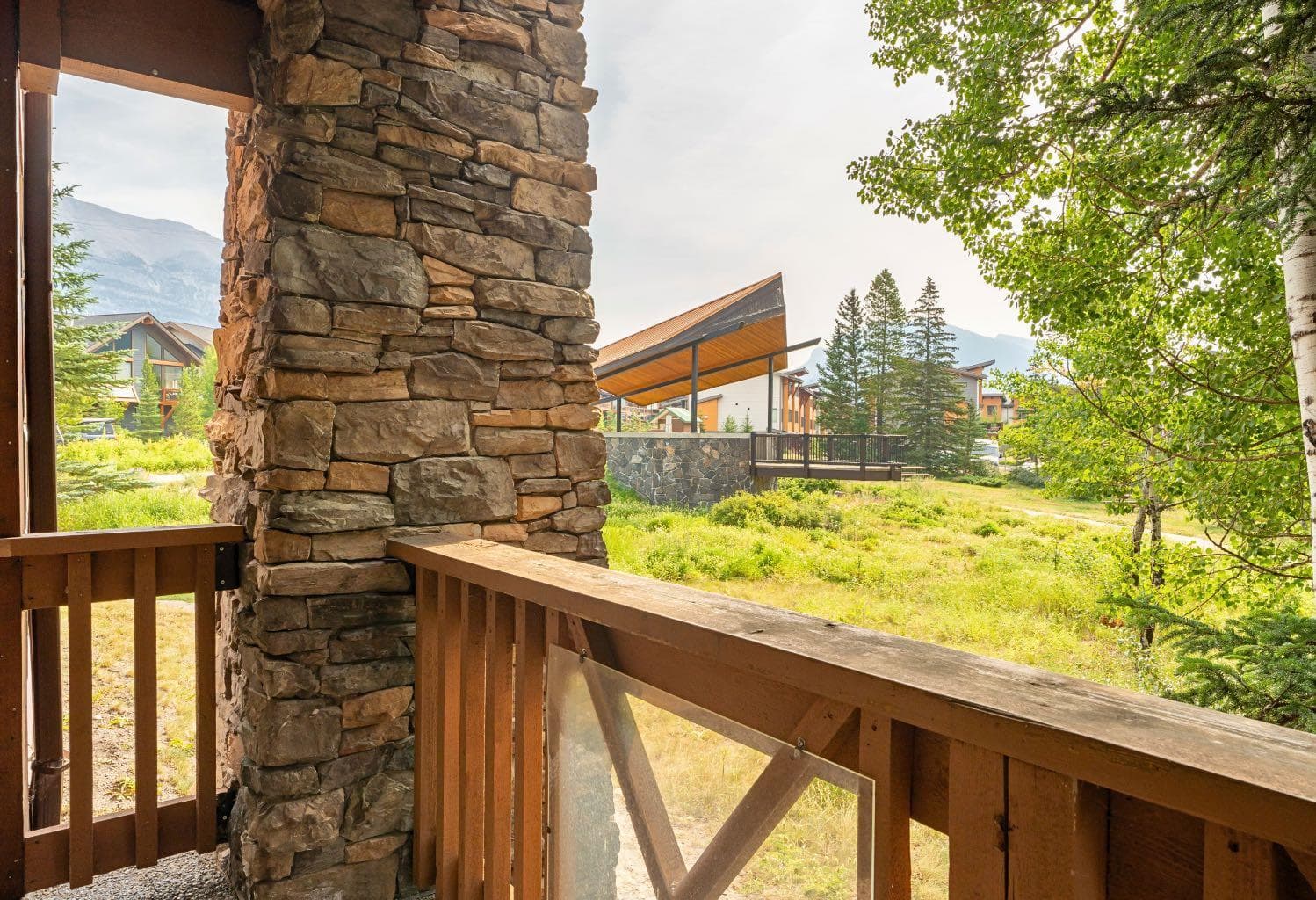 107, 106 Stewart Creek Landing 