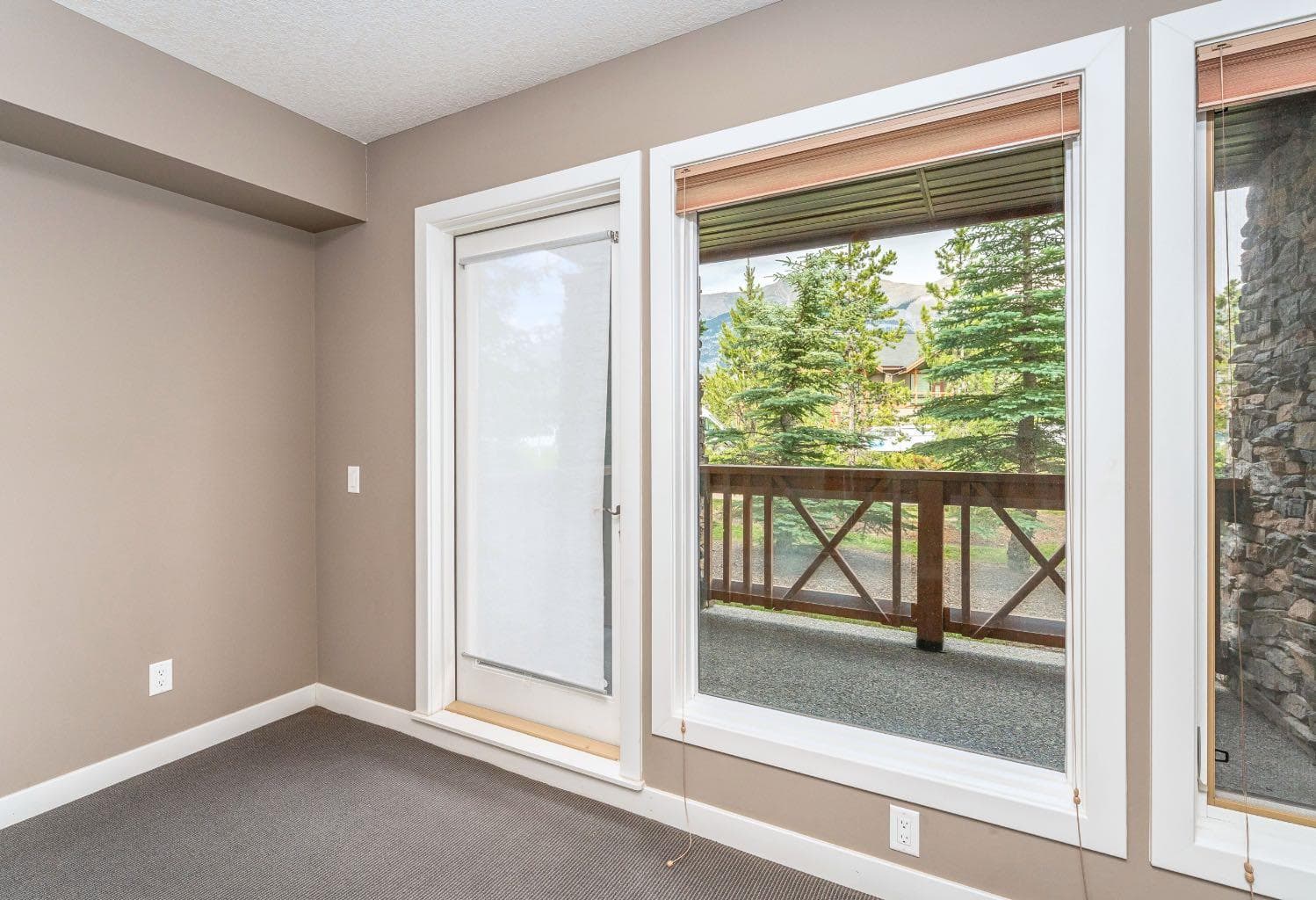 107, 106 Stewart Creek Landing 