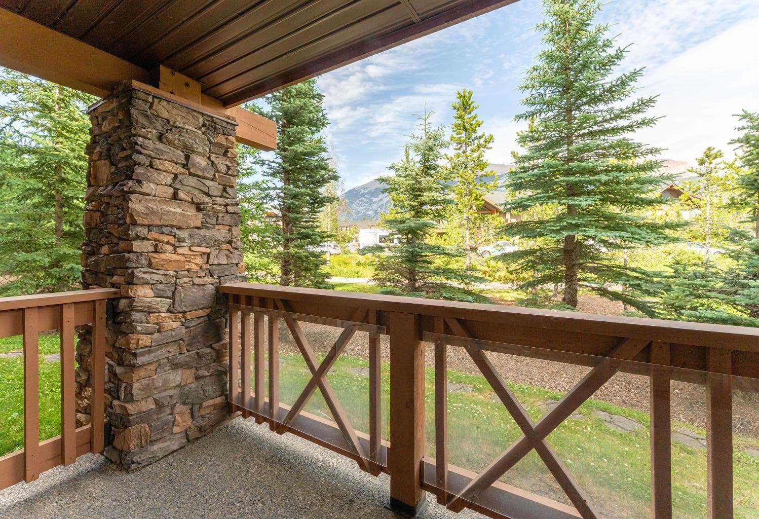 107, 106 Stewart Creek Landing 