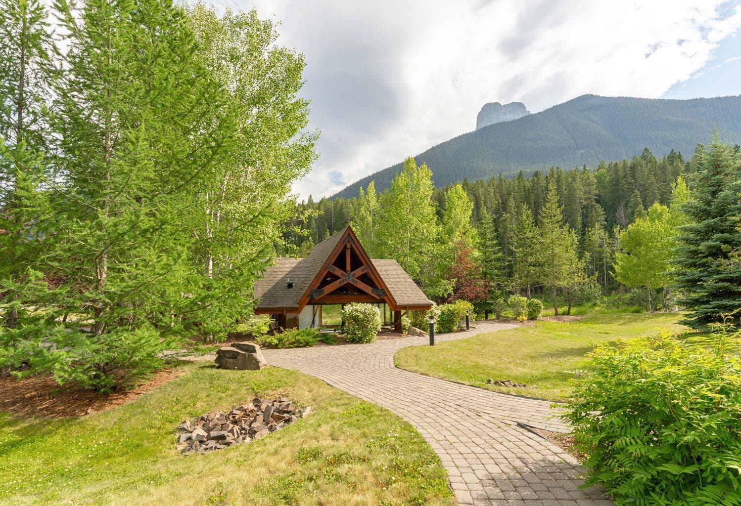 107, 106 Stewart Creek Landing 