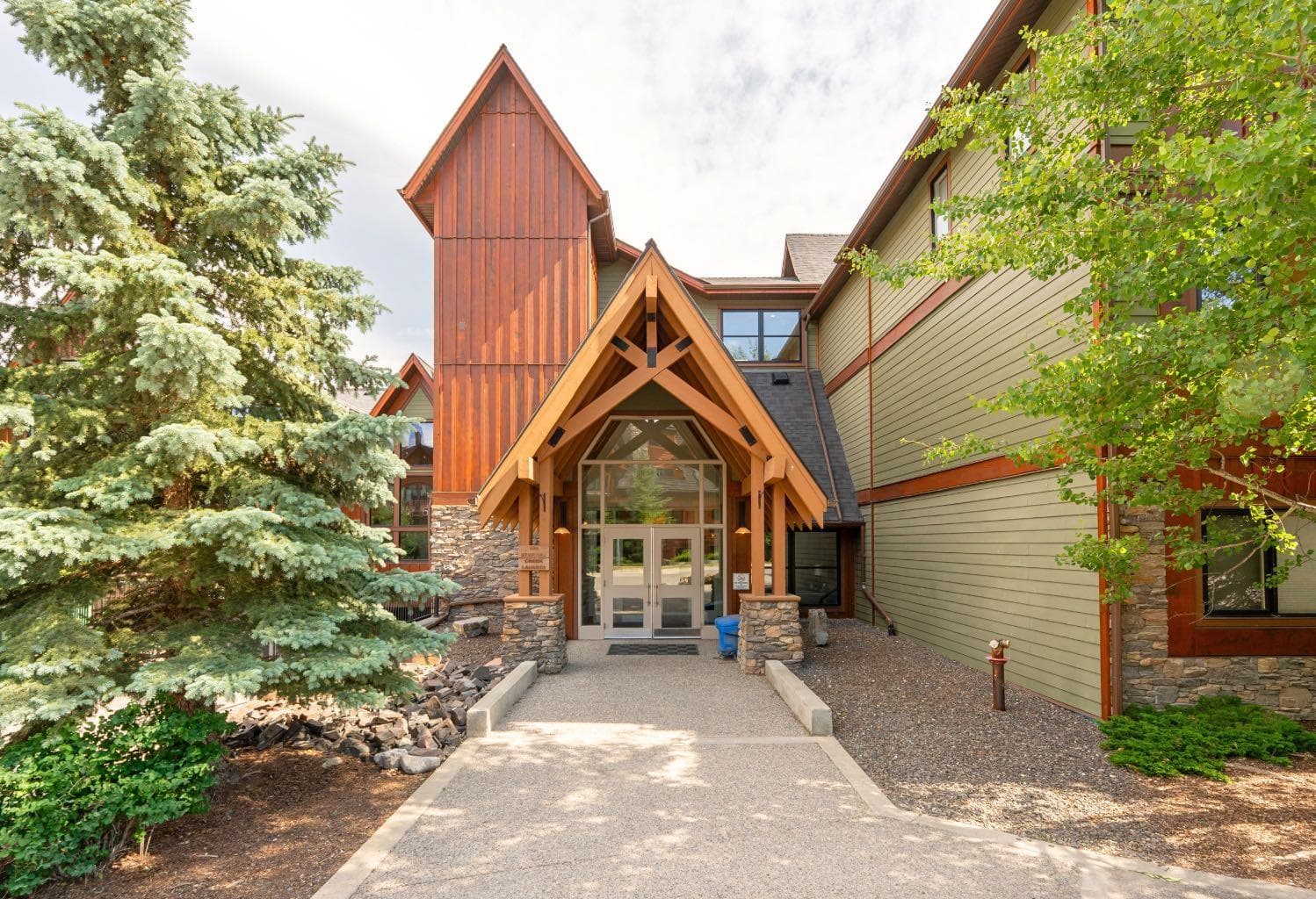 107, 106 Stewart Creek Landing 