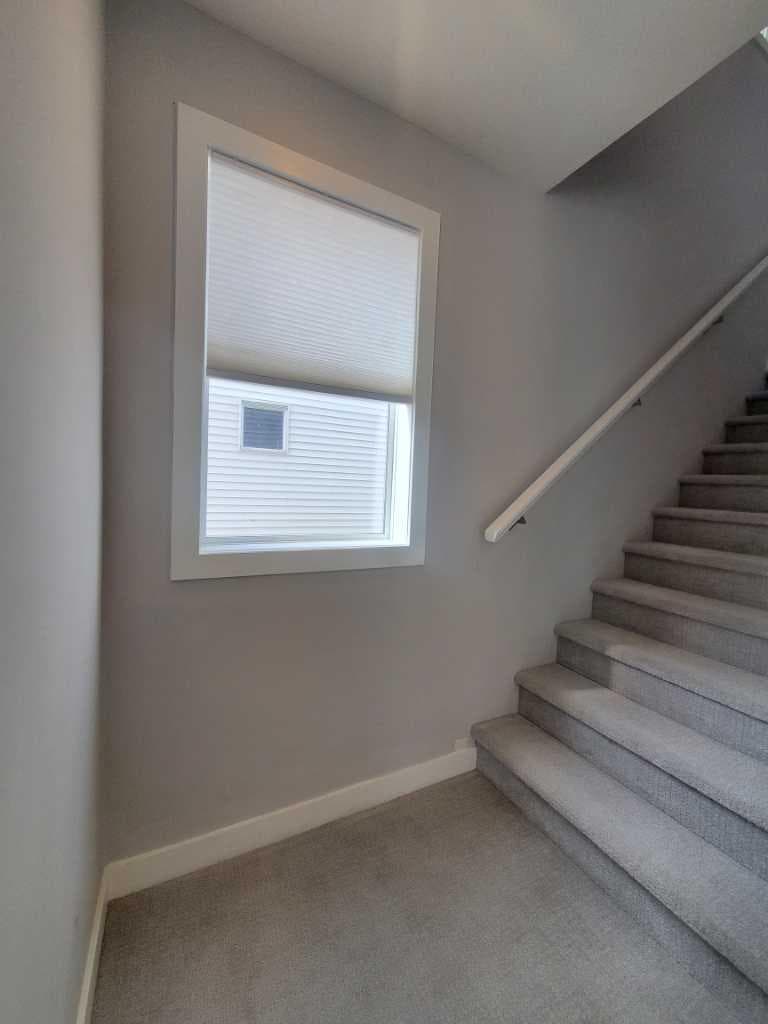 1045 West Lakeview Drive 