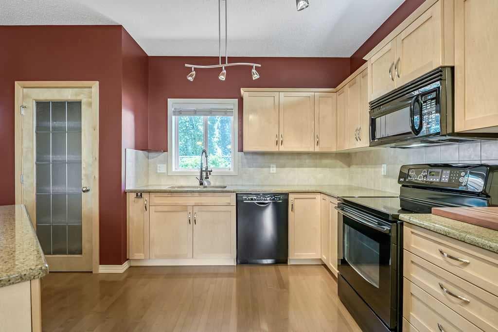 100 Hawkmere Way 