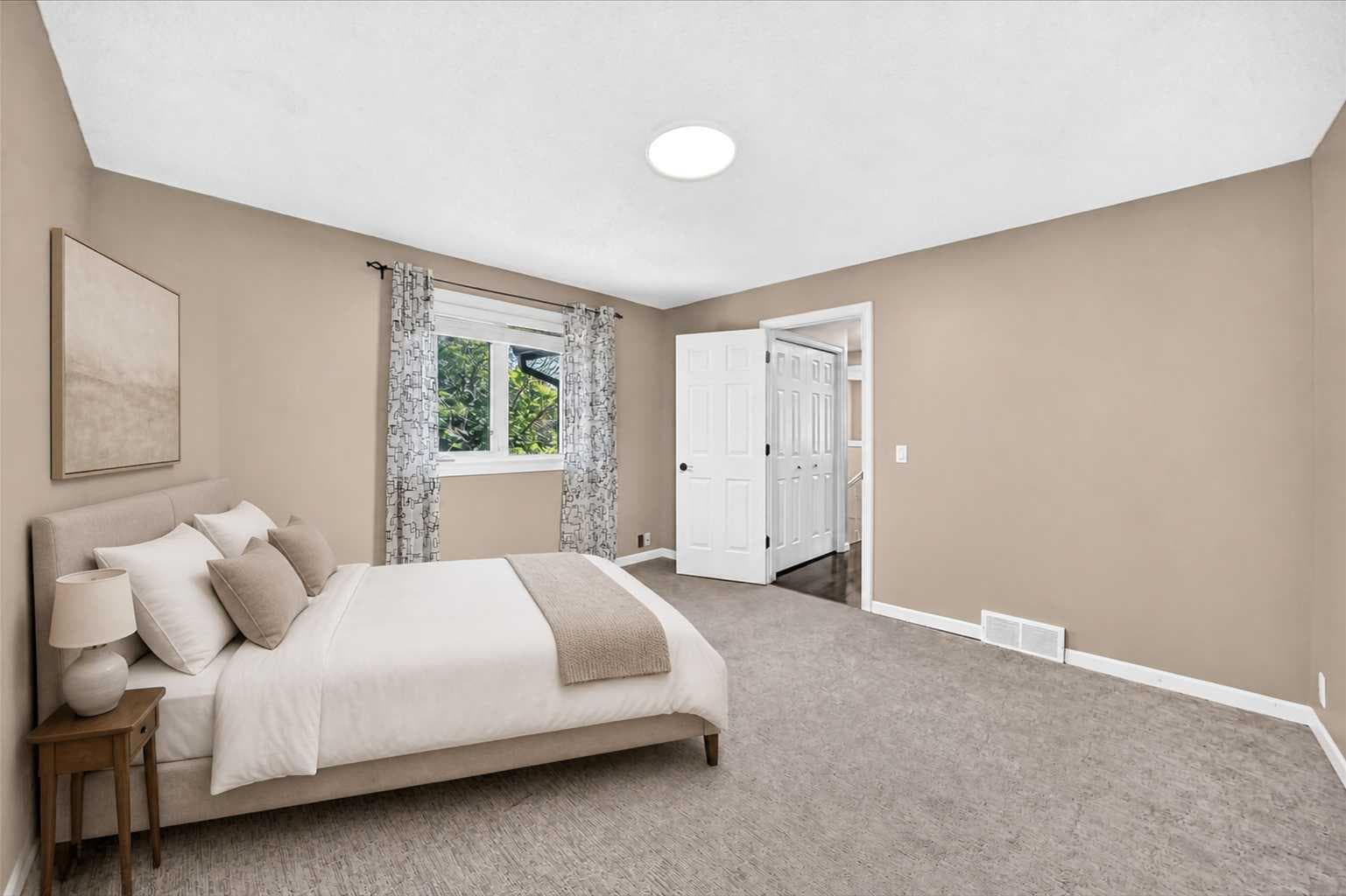 25, 448 Strathcona Drive SW