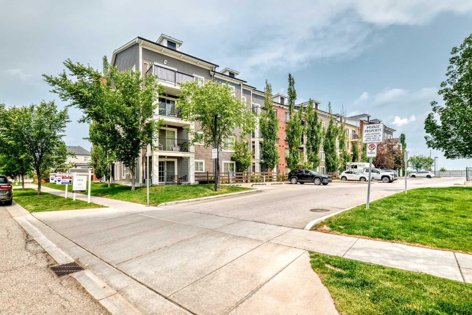 4302, 755 Copperpond Boulevard SE