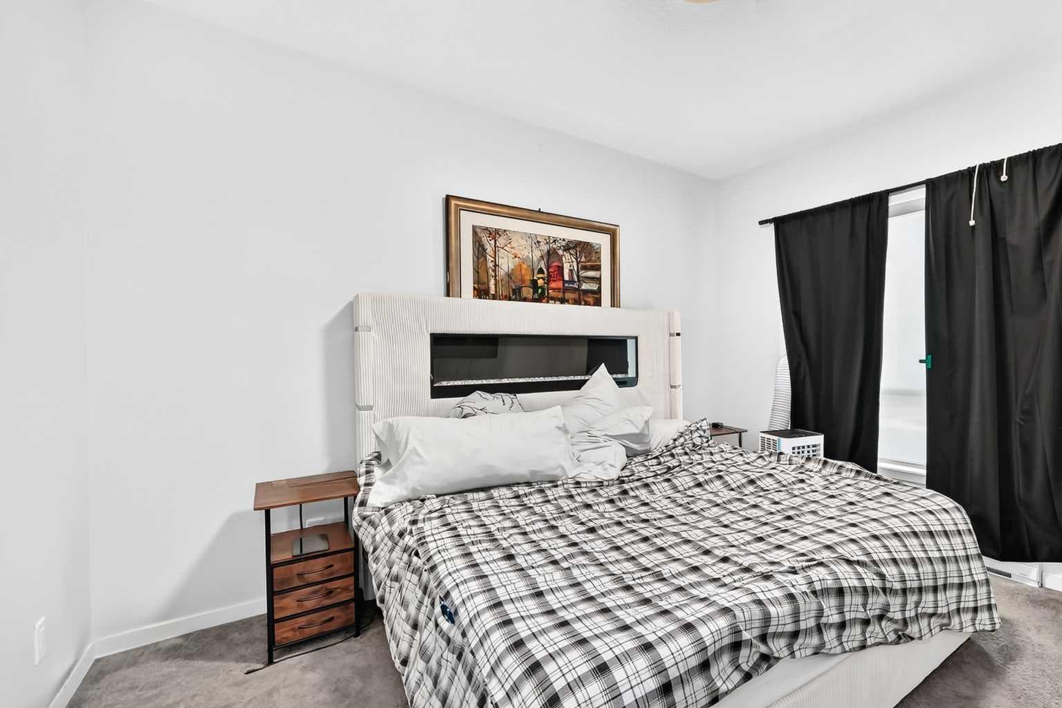 3208, 220 Seton Grove SE