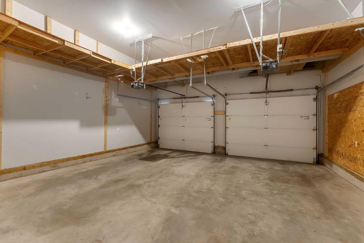83 Ravenscroft Close SE