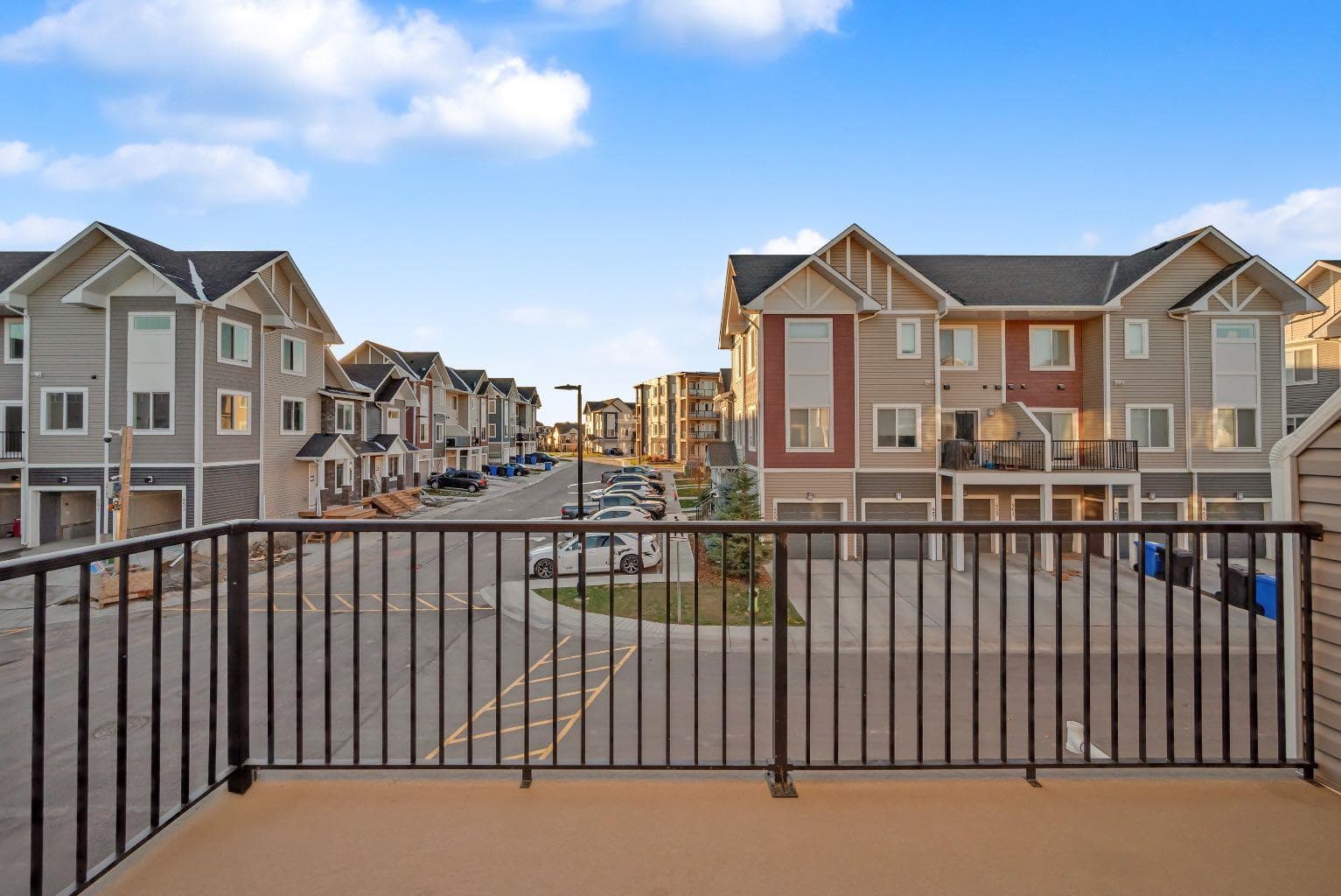 450 Canals Crossing SW