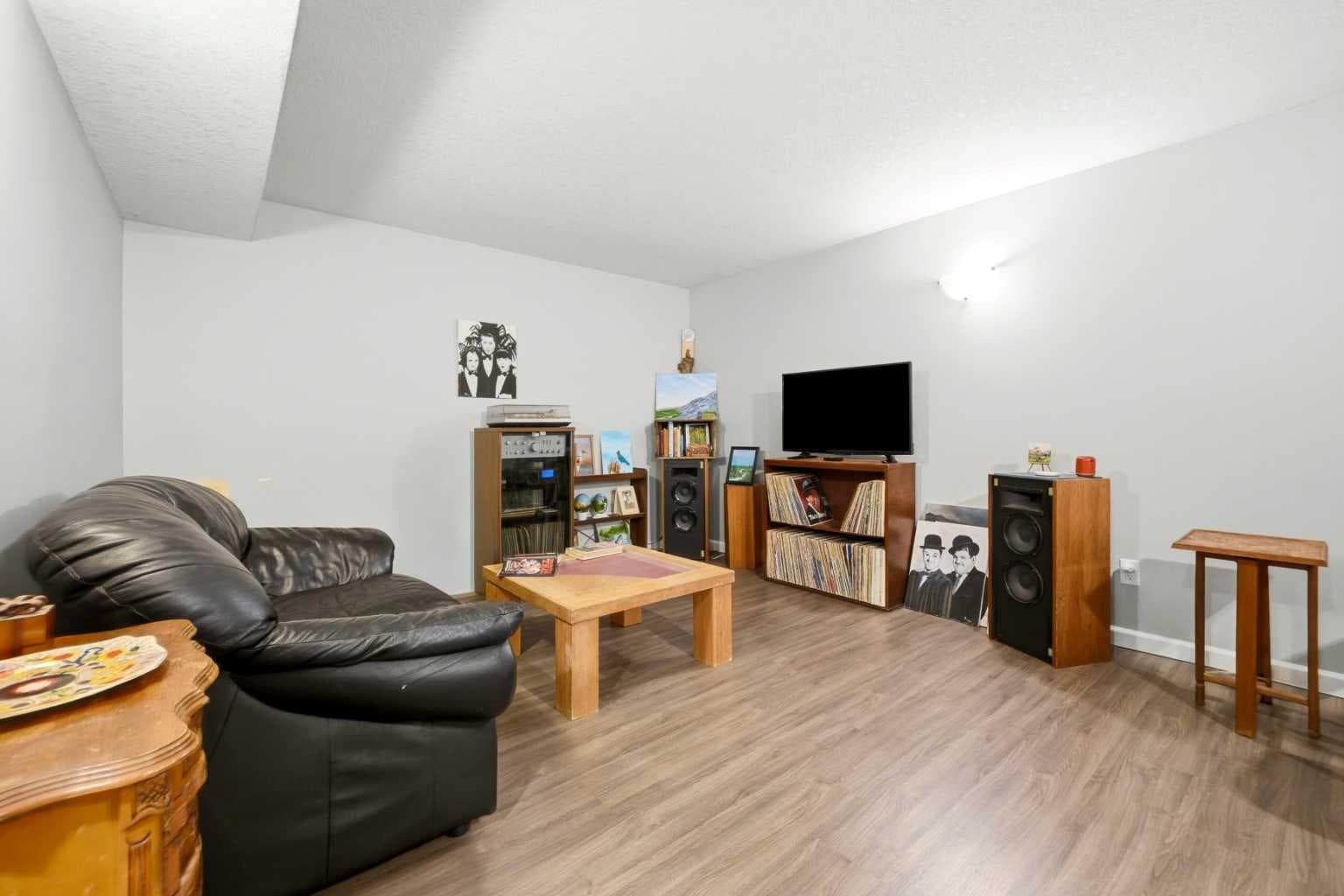 89 Spring Haven Close SE