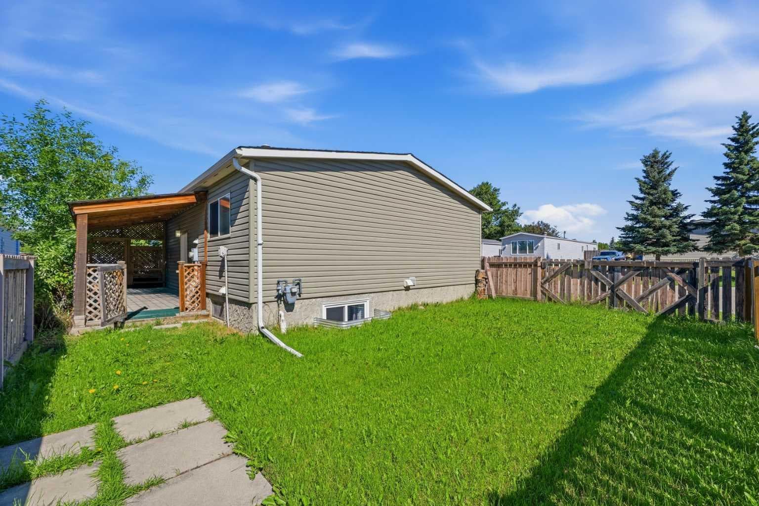89 Spring Haven Close SE