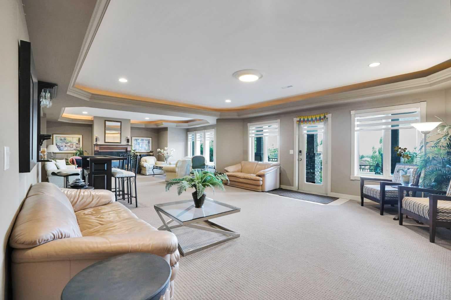 99 Arbour Vista Road NW