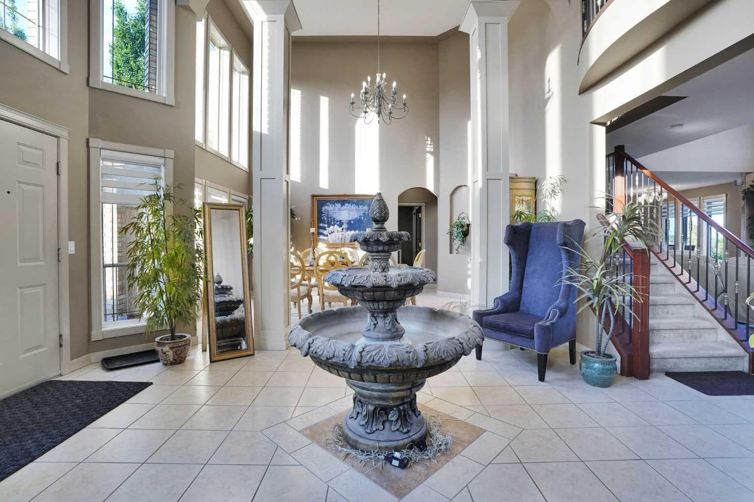 99 Arbour Vista Road NW