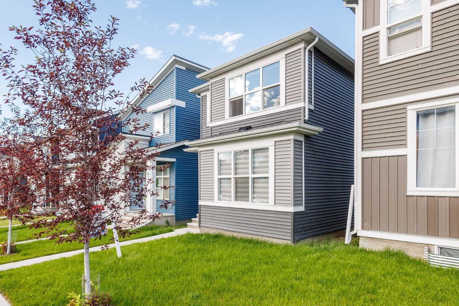66 Aquila Way NW