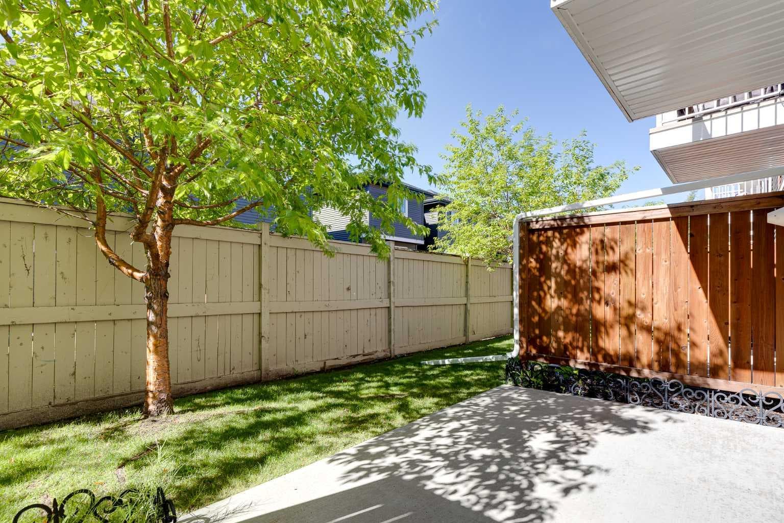 606, 1225 Kings Heights Way SE