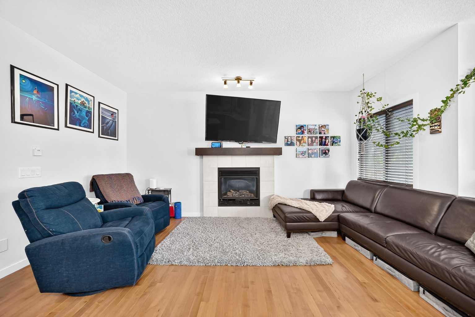16 Sunrise Crescent 