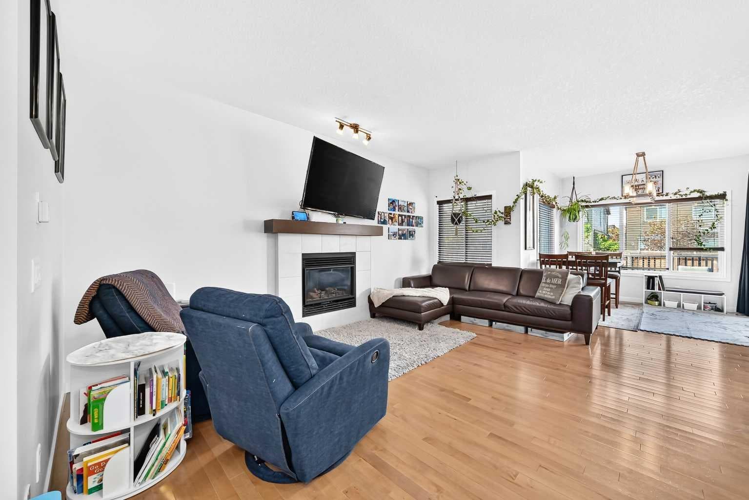 16 Sunrise Crescent 