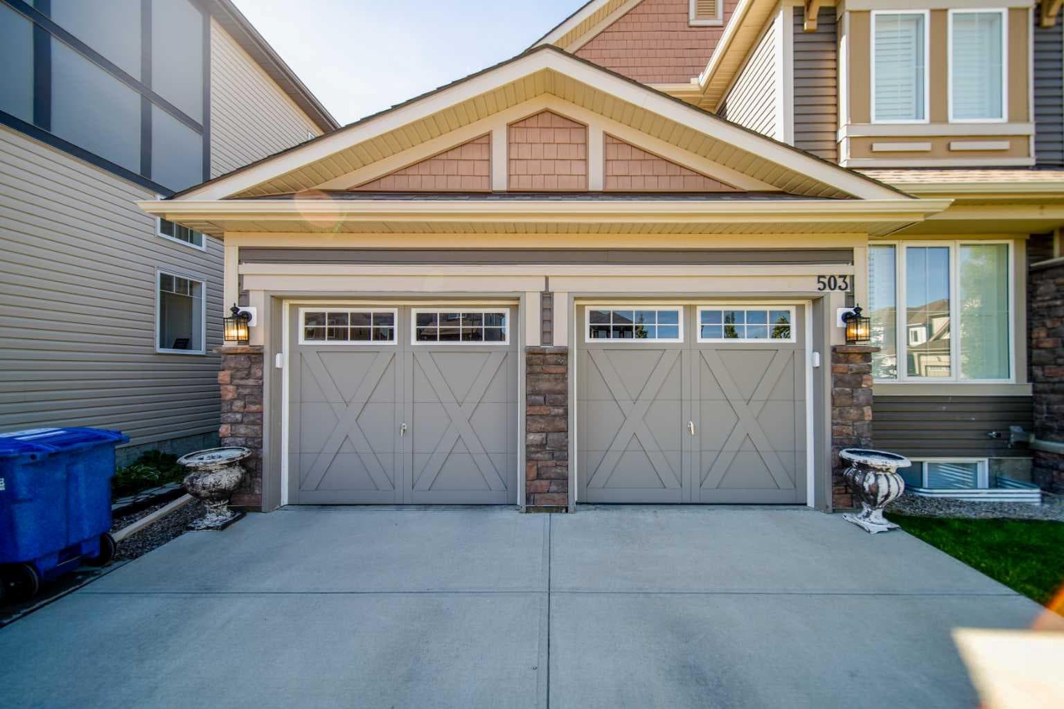 503 Windbrook Heights SW