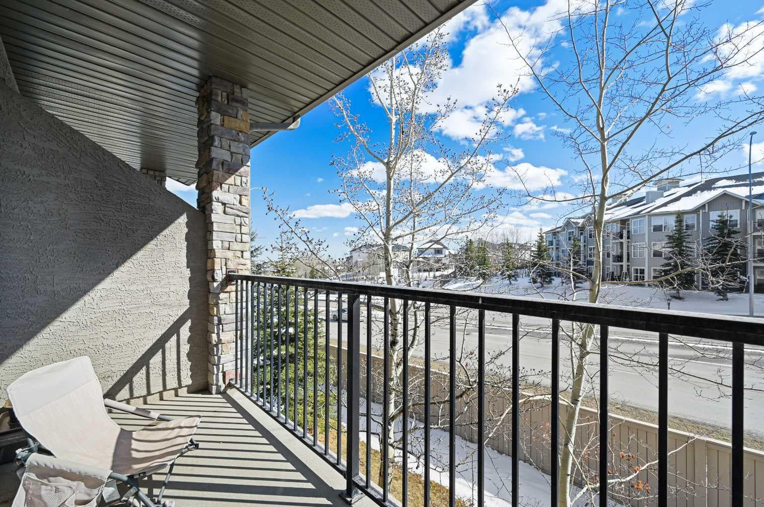 2205, 211 Aspen Stone Boulevard SW