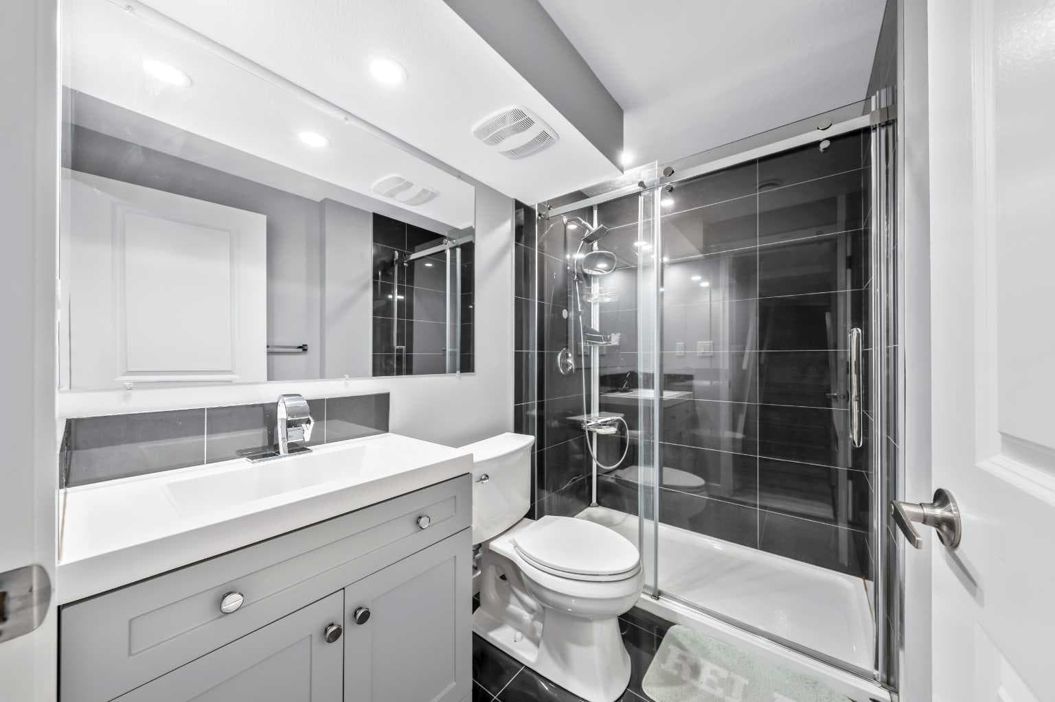 384 Chinook Gate Close SW