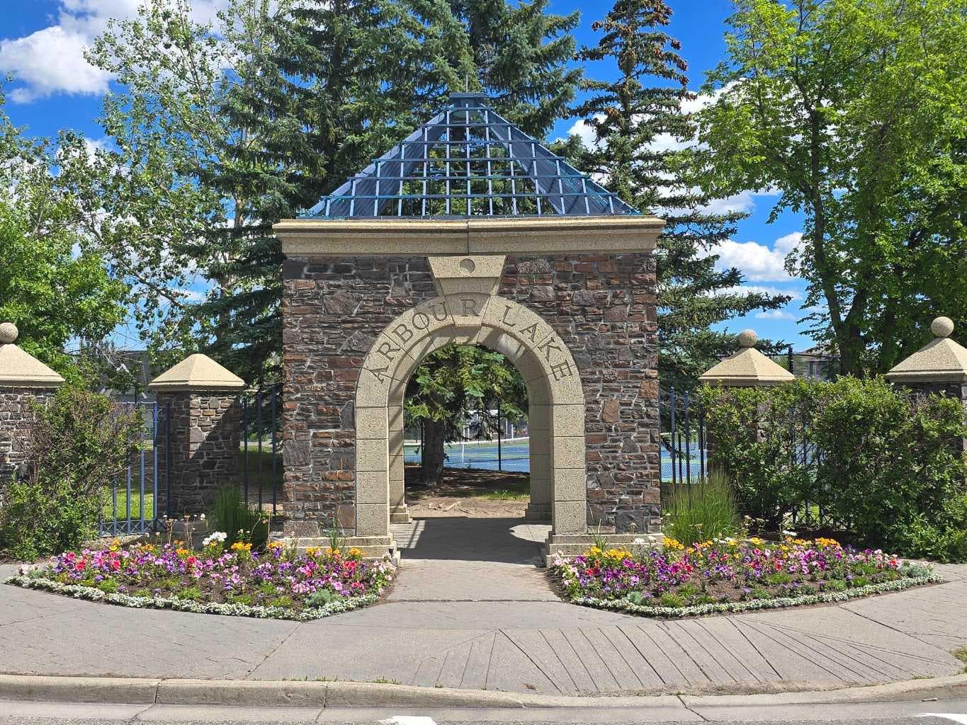 78 Arbour Butte Road NW