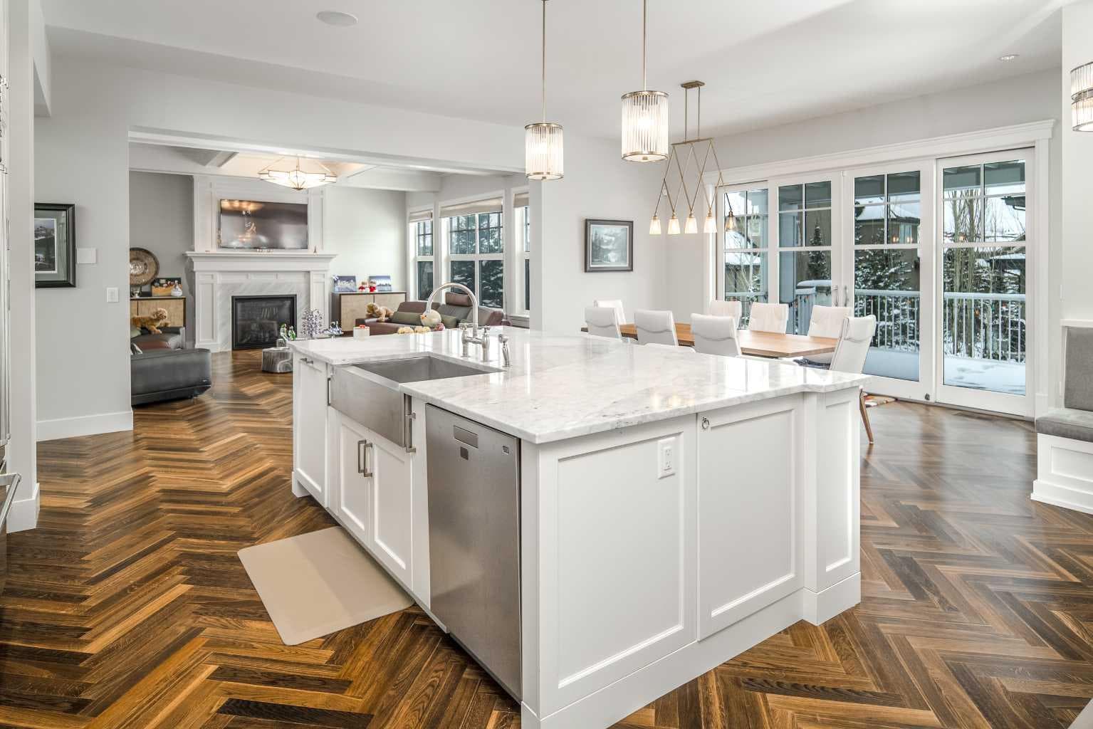 20 Rockwater Way 