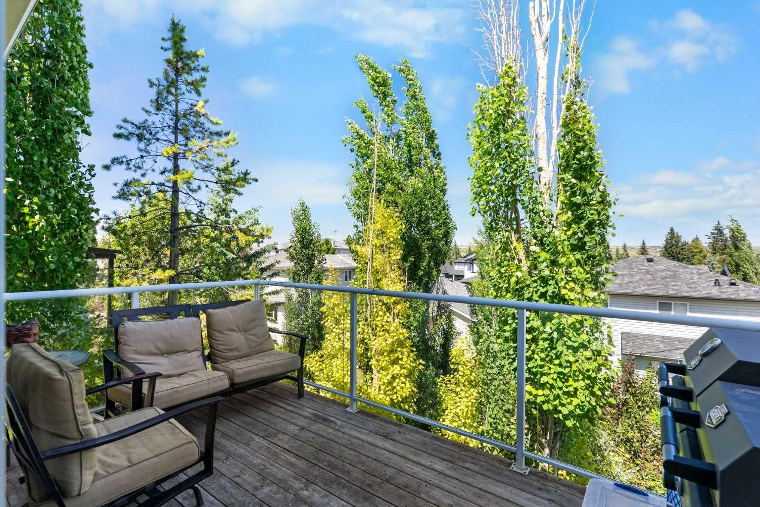 151 Bow Ridge Crescent 