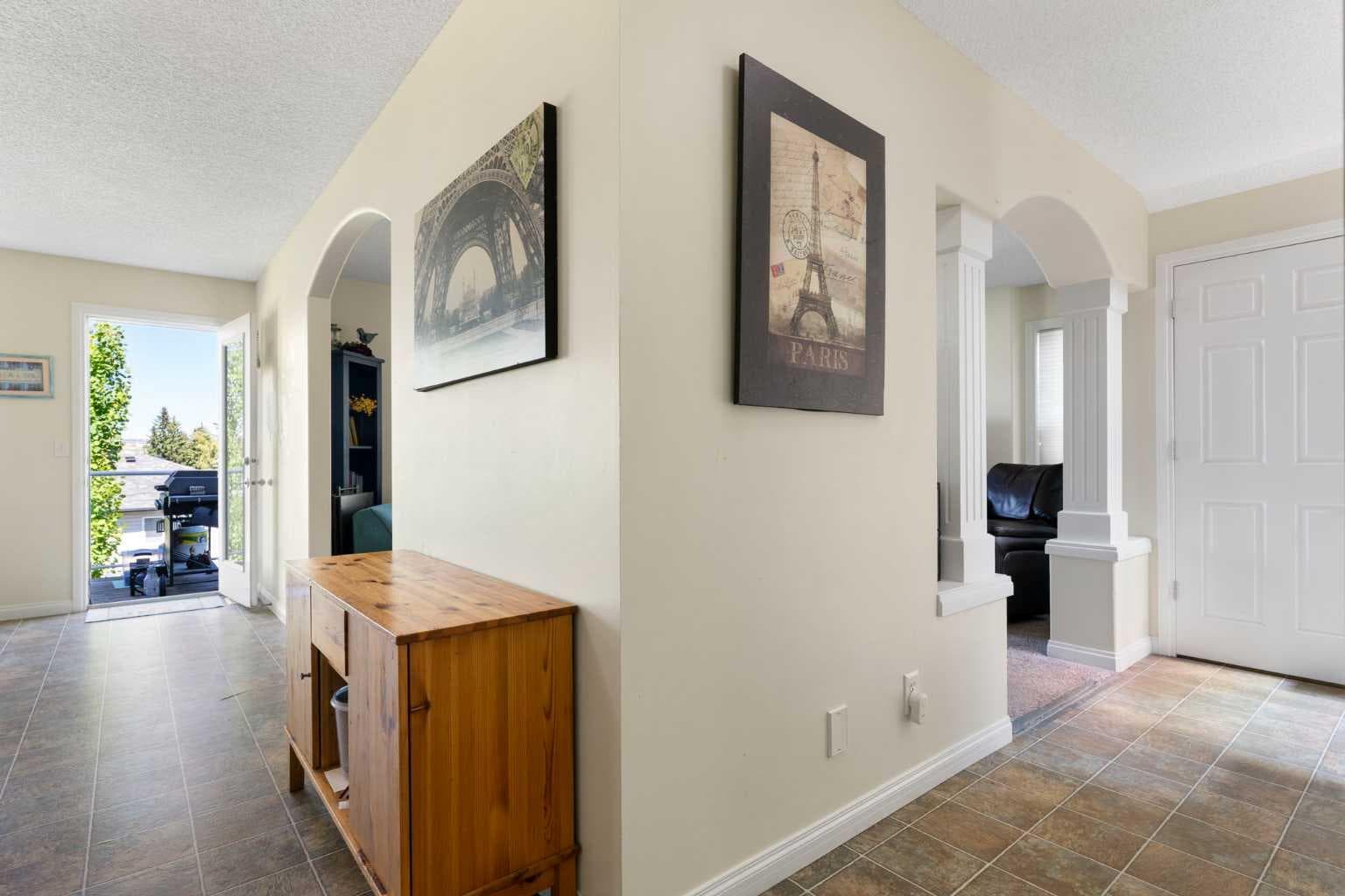 151 Bow Ridge Crescent 