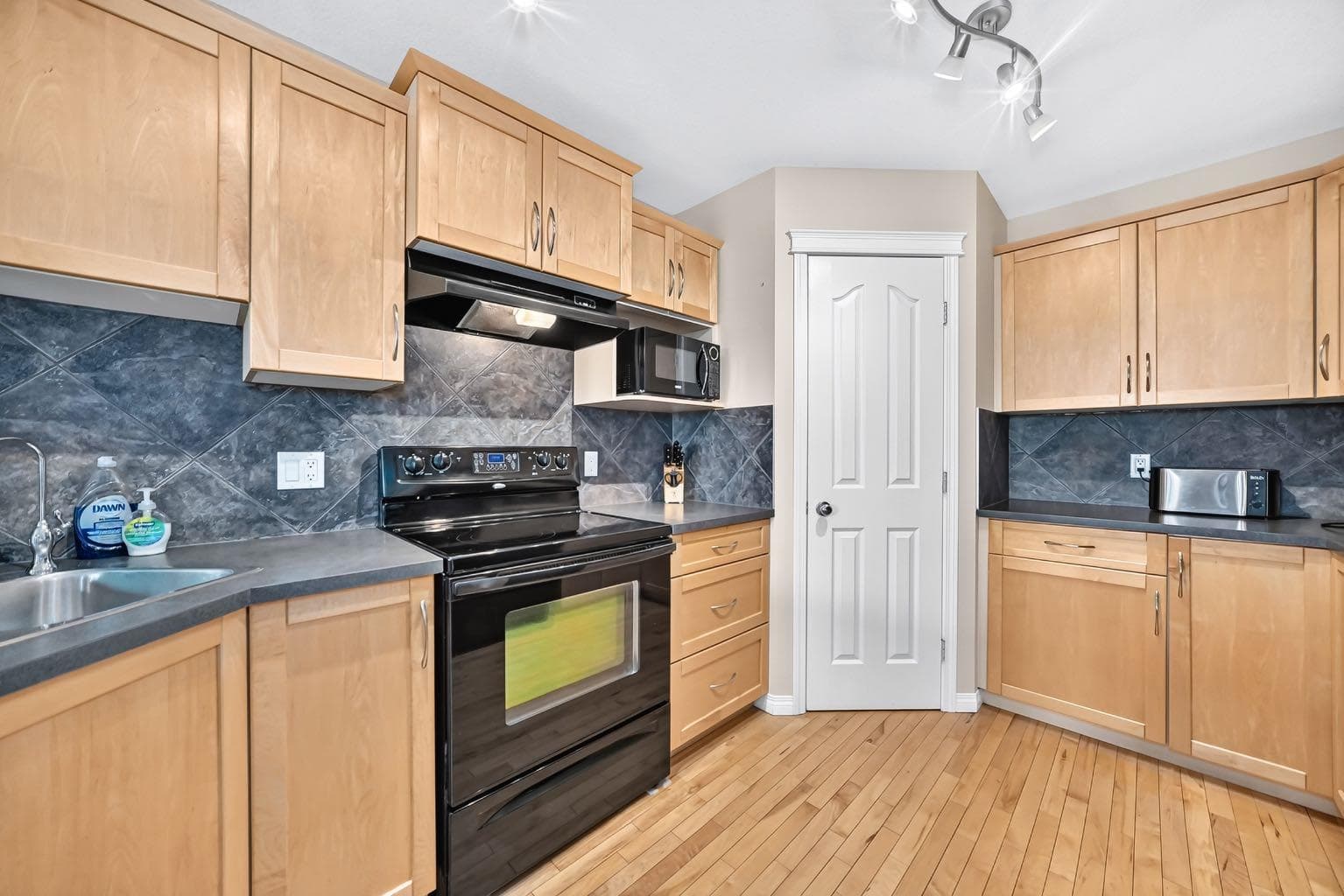 43 Rockmont Court NW