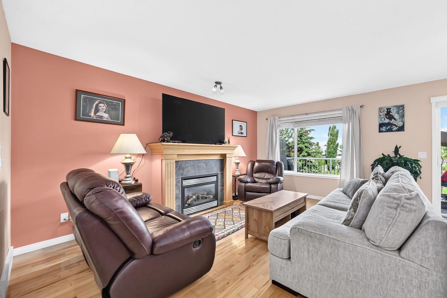 43 Rockmont Court NW