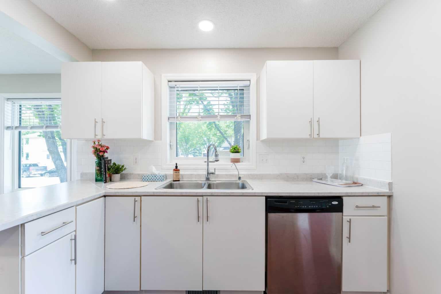 166, 388 Sandarac Drive NW