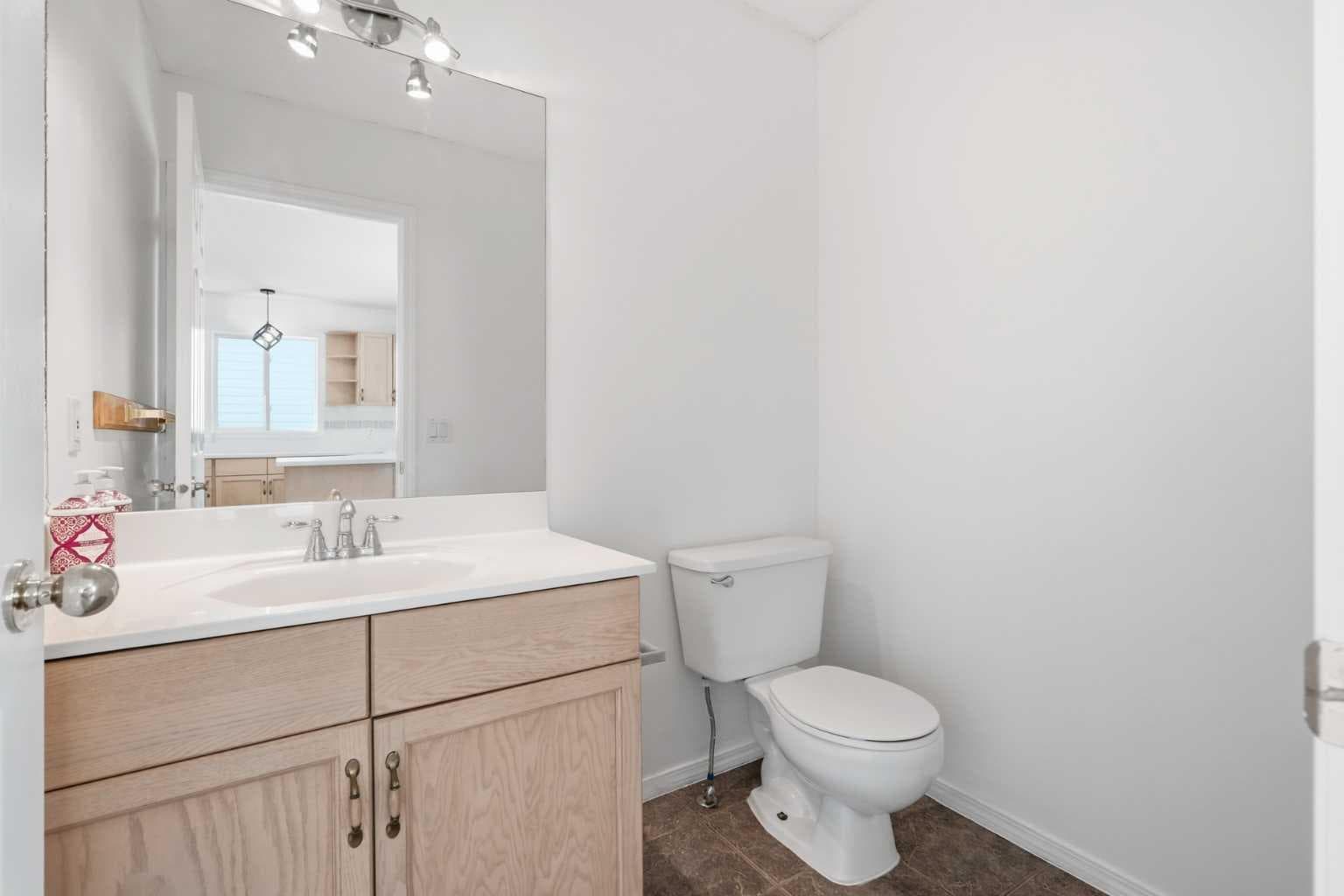 66 Arbour Wood Mews NW
