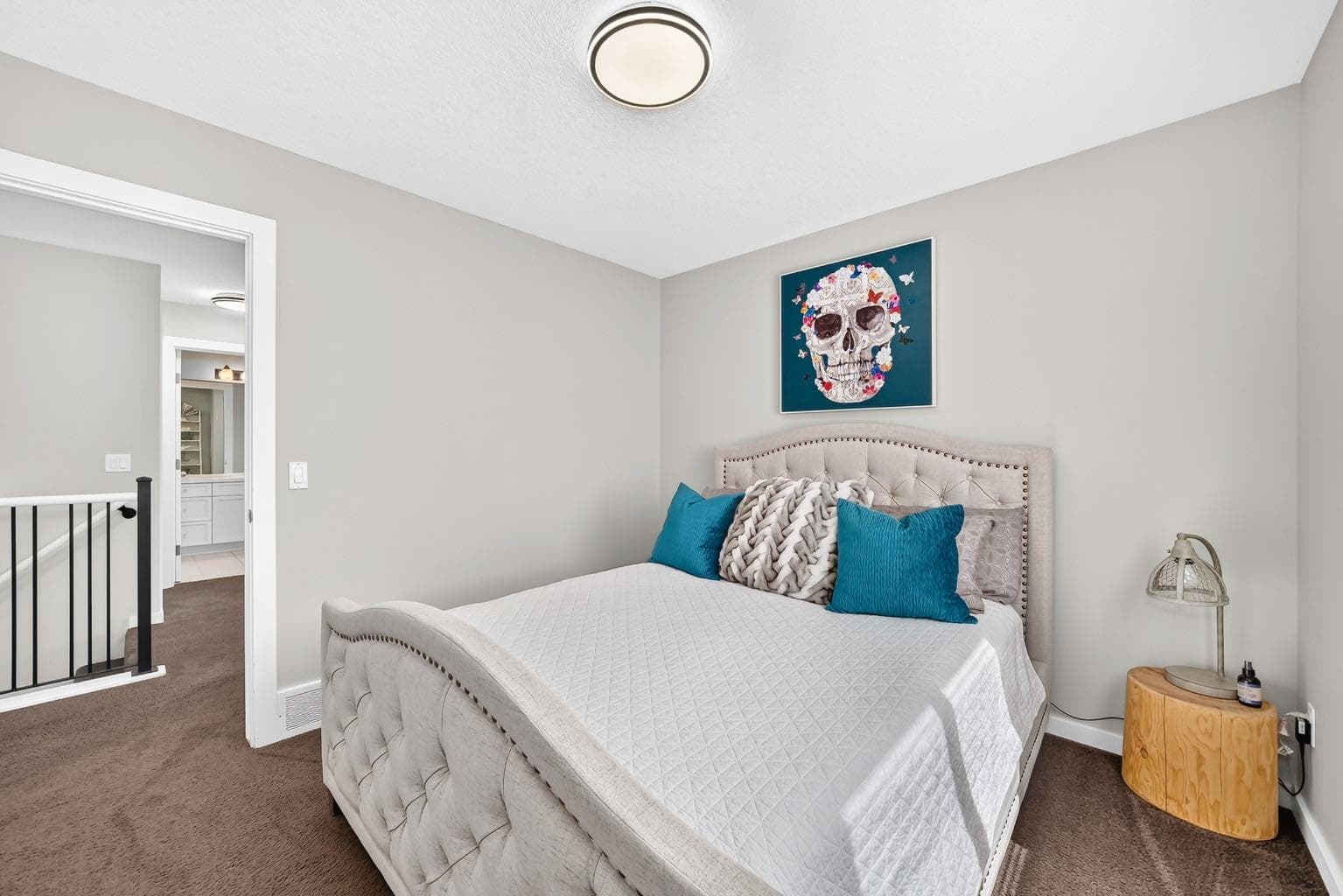 145 Kinniburgh Gardens 