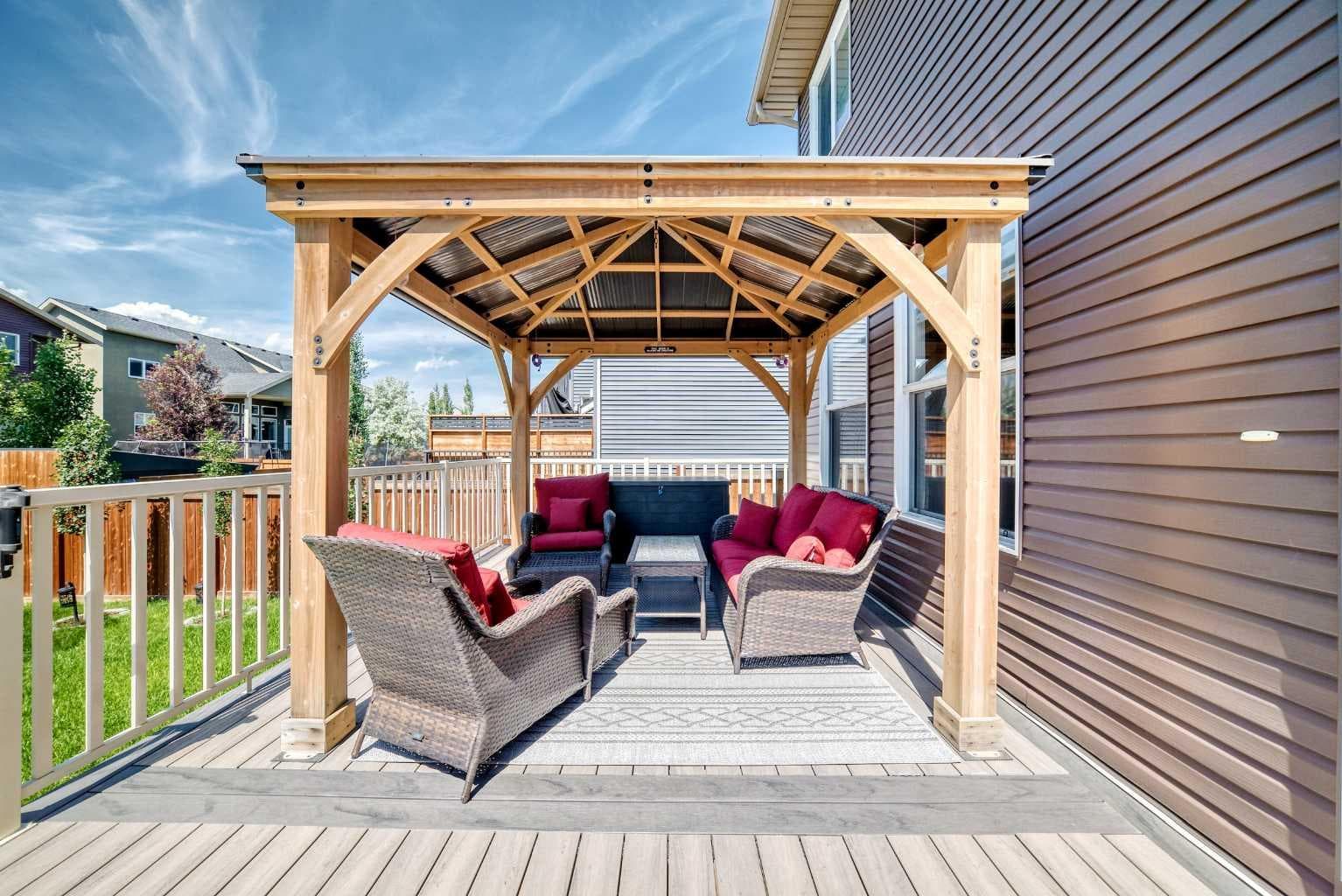 145 Kinniburgh Gardens 