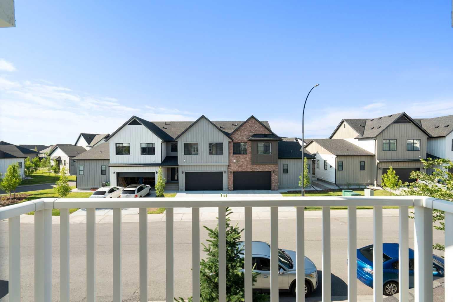 214 Cooperswood Green SW