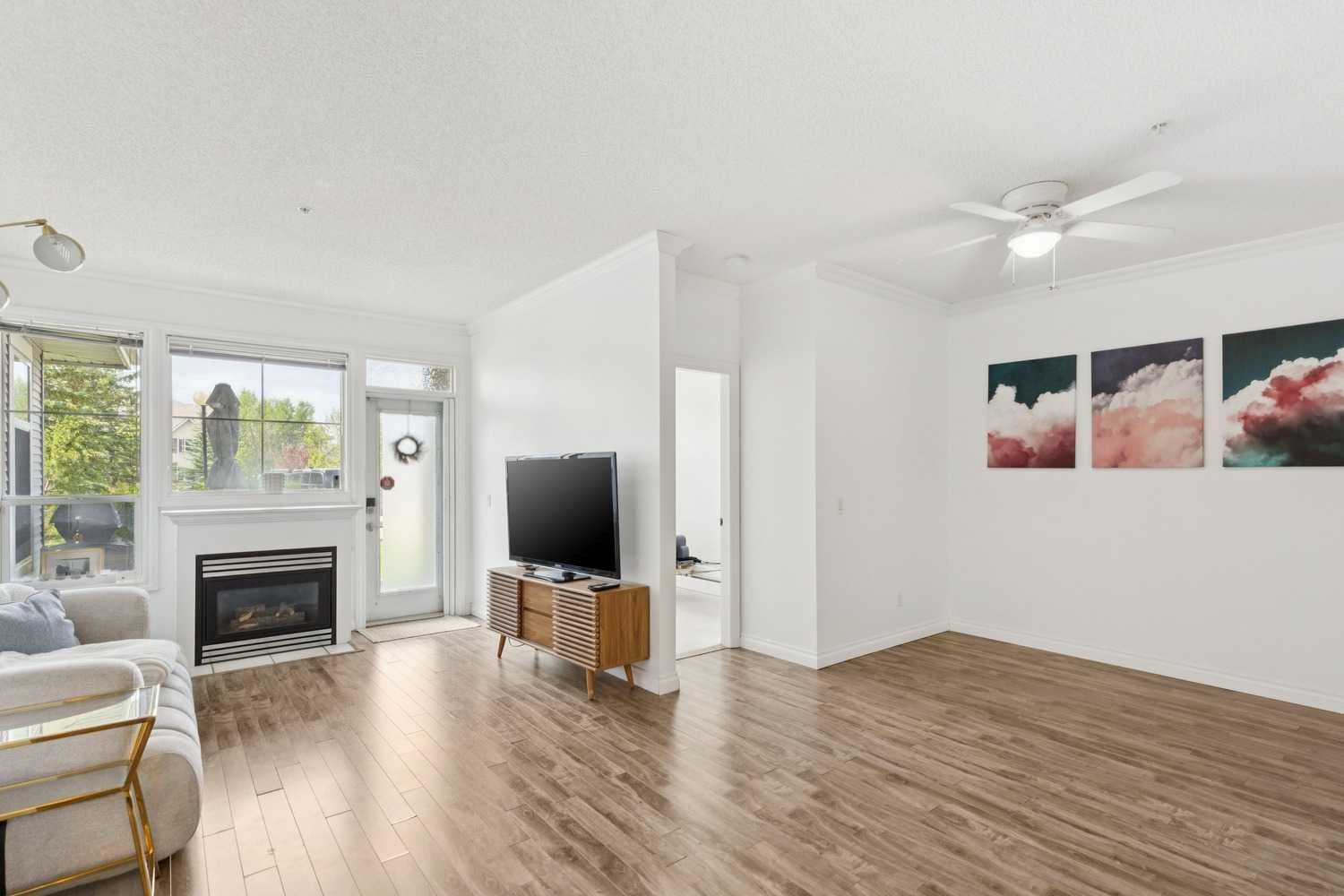 2126, 1010 Arbour Lake Road NW