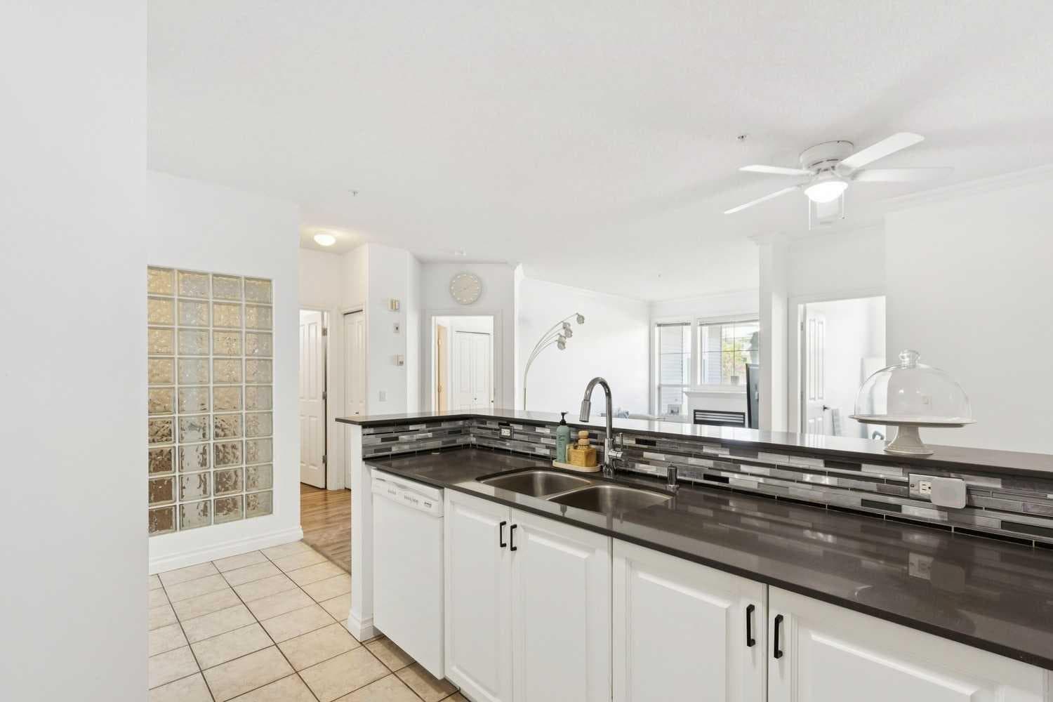 2126, 1010 Arbour Lake Road NW