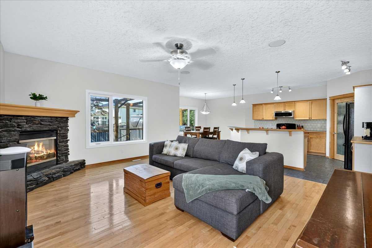 121 Springmere Road 