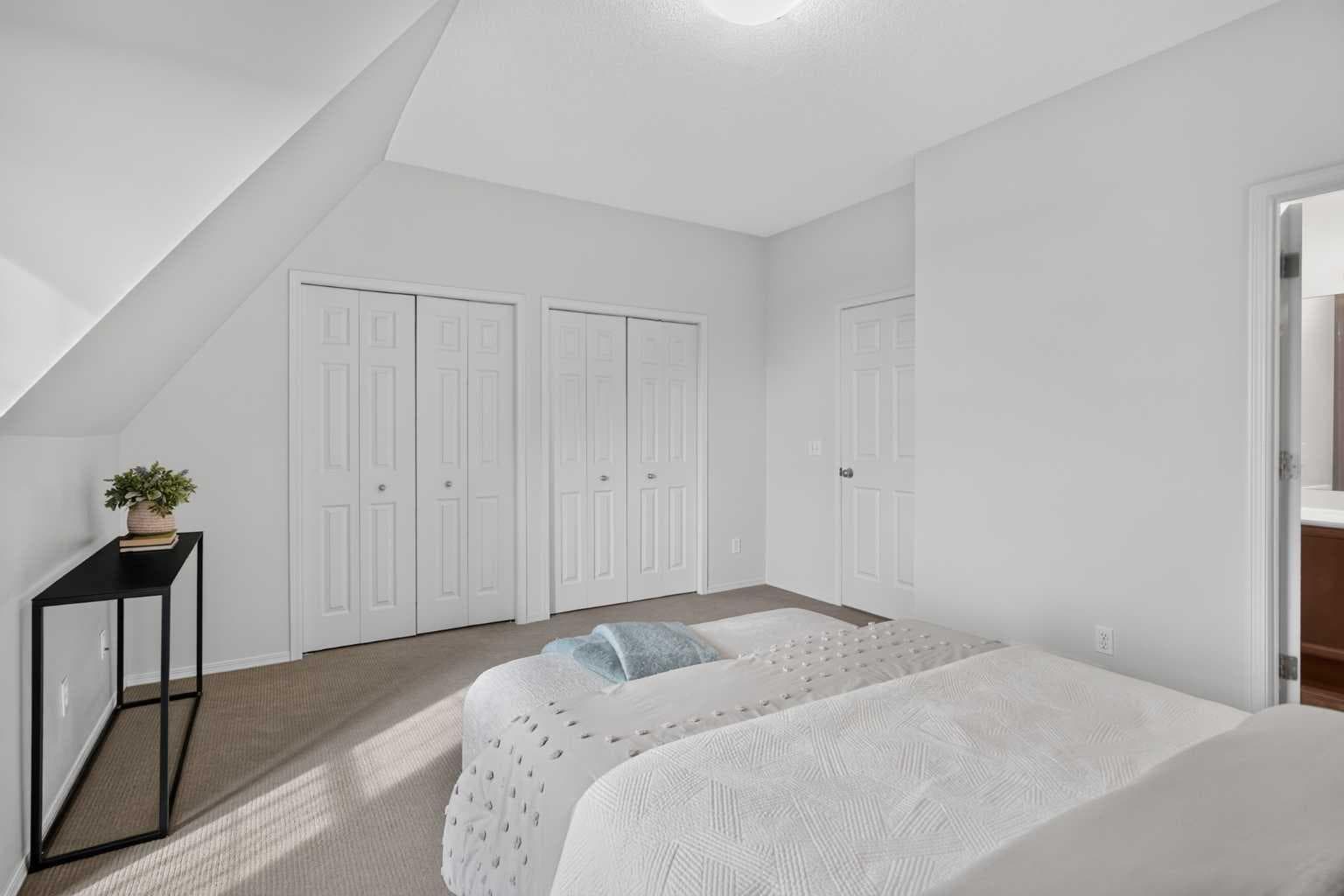 21, 43 Springborough Boulevard SW