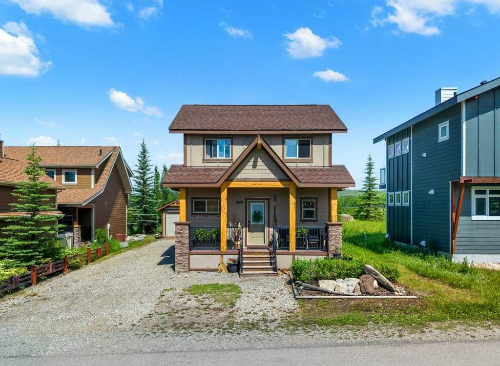 224 Cottageclub Crescent 