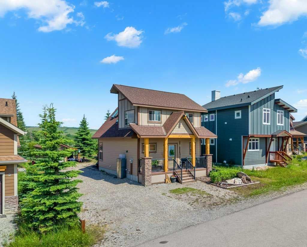 224 Cottageclub Crescent 