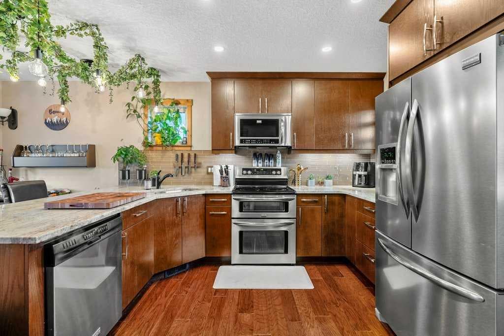 224 Cottageclub Crescent 