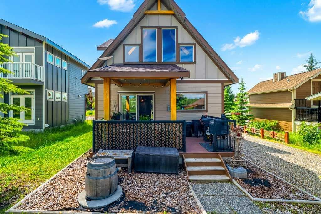 224 Cottageclub Crescent 