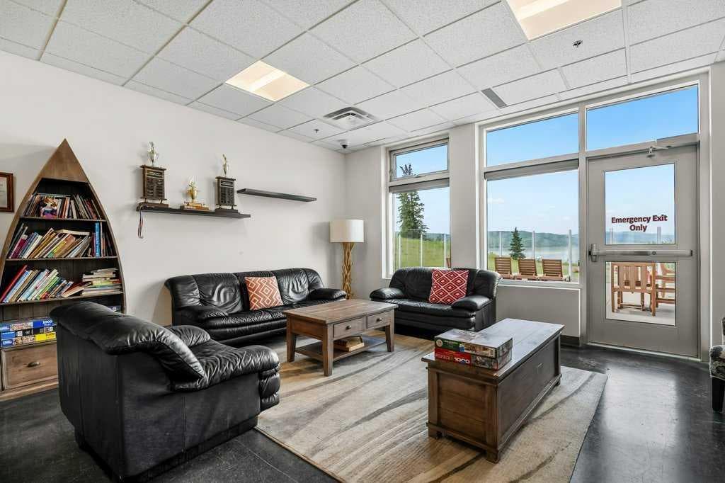 224 Cottageclub Crescent 