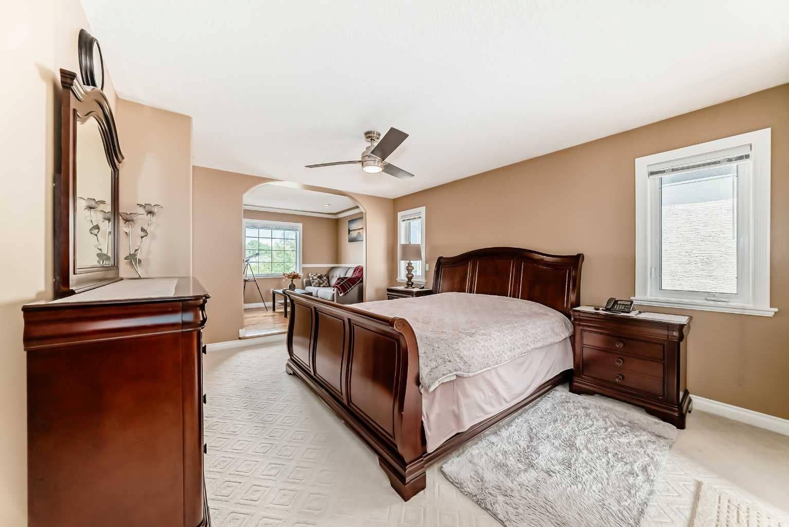 146 Scenic View Close 