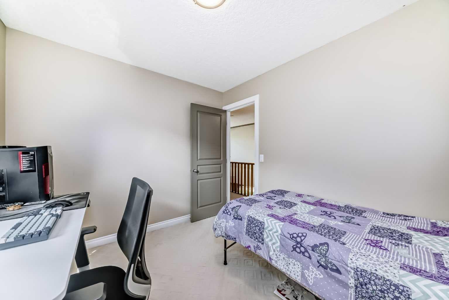 146 Scenic View Close 