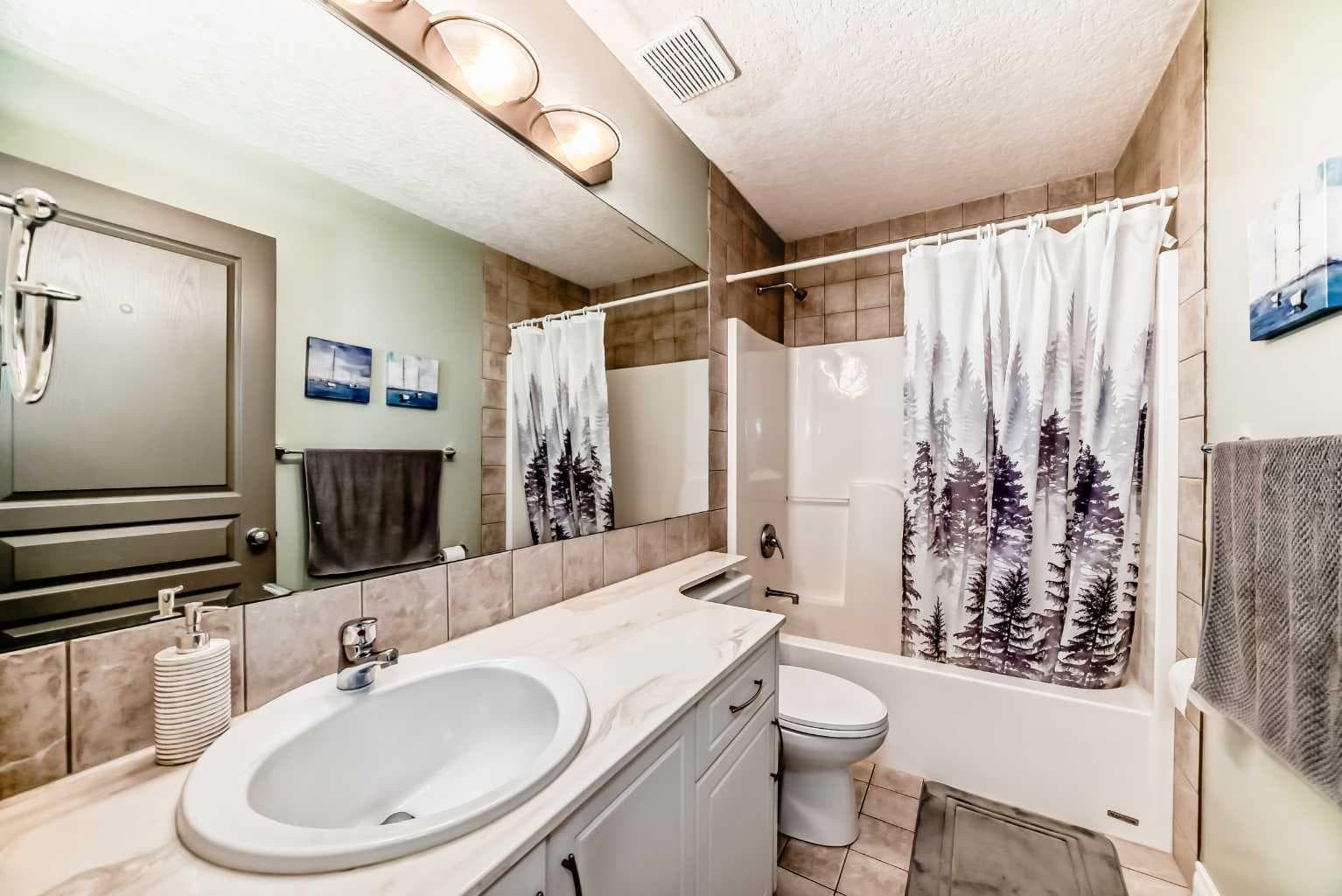 146 Scenic View Close 