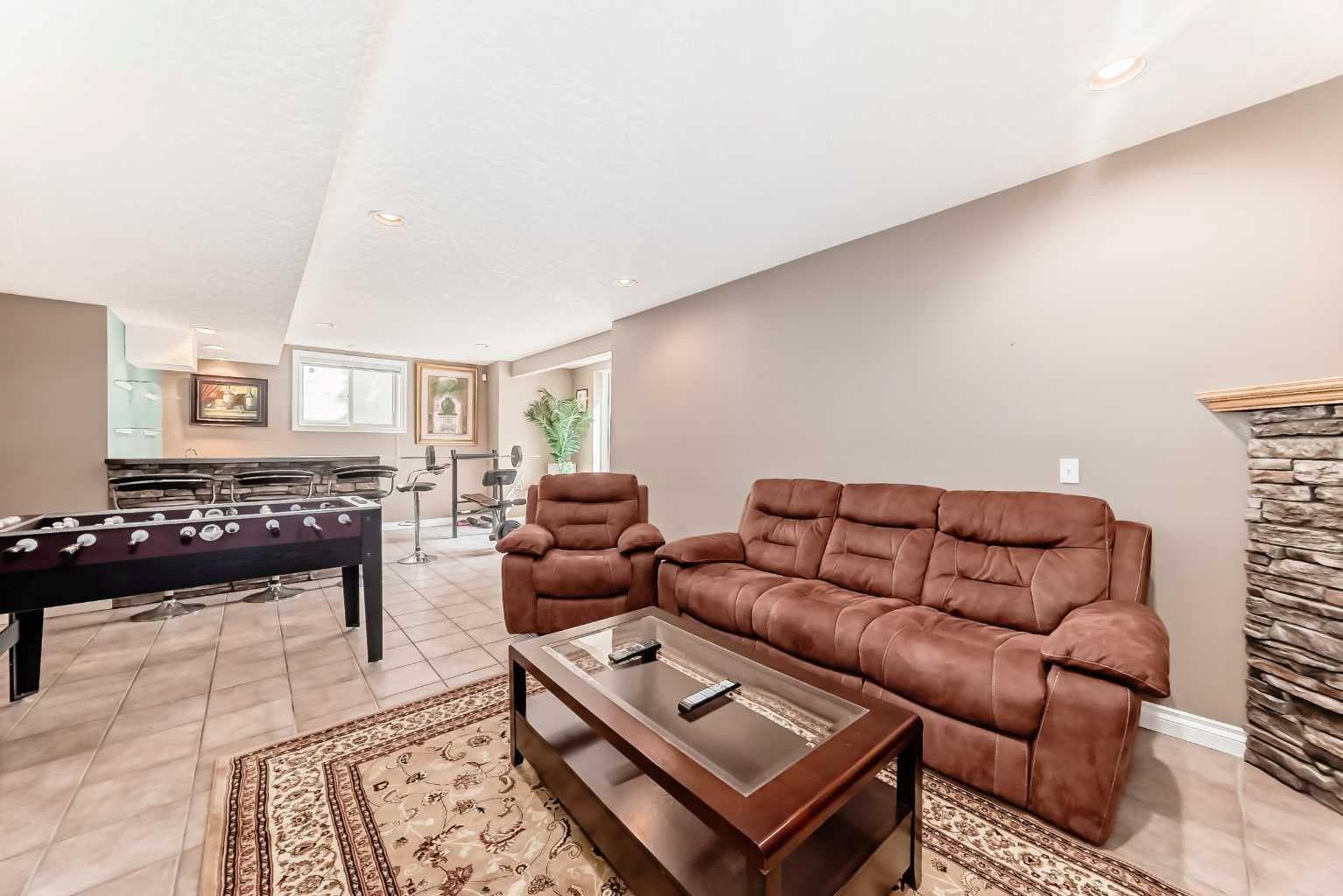 146 Scenic View Close 