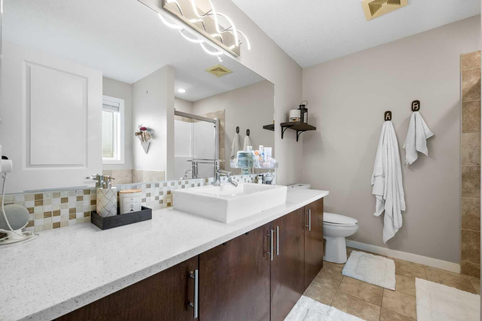 26 Walden Court SE